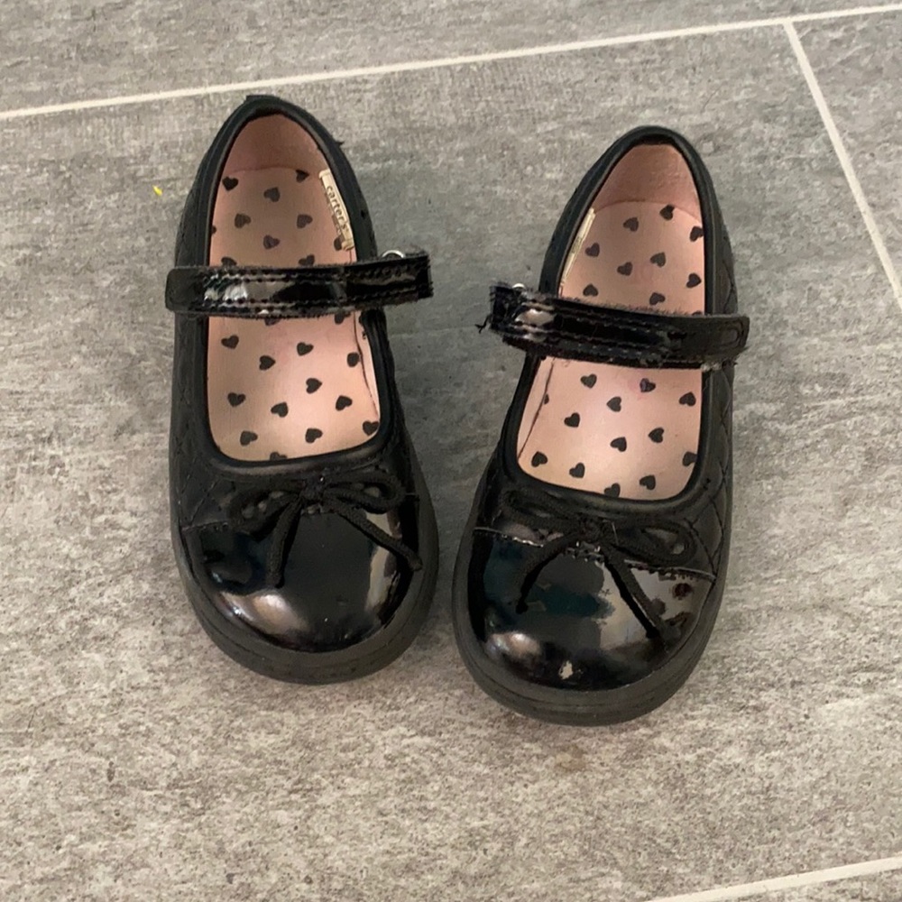 Carter’s black shoes